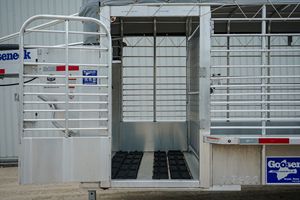Remolque para Ganado, Caballos y Vacas, Precio de Fábrica, Confiable y Asequible, para Uso Agrícola |   Transportador de Animales Galvanizado Resistente - Product Image 4