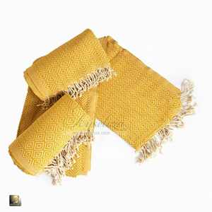 Couverture de plage douce en peluche de velours surdimensionné imprimée personnalisée tapis de pique-nique de voyage absorbant à séchage rapide stock en gros - Product Image 3