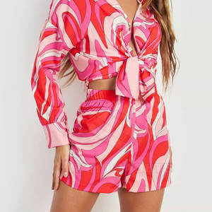 2023 cómodo Material de algodón OEM de alta calidad al por mayor mujeres peso ligero pantalones cortos de sudor - Product Image 1