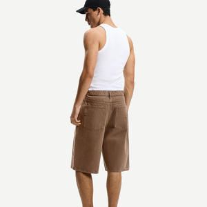 Fabricante de ropa de calle Pantalones cortos de mezclilla desgastados con pintura ajustada para hombre - Product Image 3