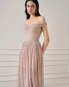 Vestido de Noche Largo Color Nude Pastel con Hombros Descubiertos, Diseño Elegante con Encaje Premium, Hecho en Vietnam - Product Image 3