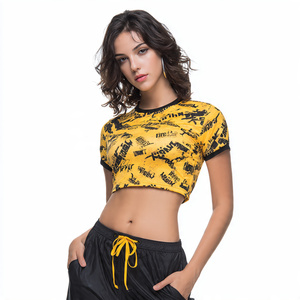 Haut de sport pour femmes, haut de yoga à manches longues imprimé, haut court pour femmes - Product Image 3