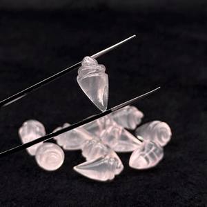 Cuentas de Piedra Preciosa de Cuarzo Rosa en Forma de Caracol Talladas a Mano para Joyería - Product Image 2