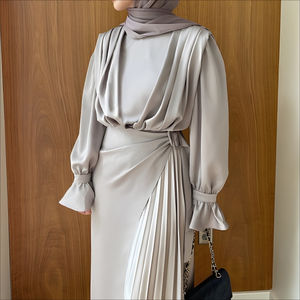 OEM Vente en gros de qualité supérieure, ensembles de deux pièces, abaya en satin, robe modeste, robe slim, ensemble abaya, jilbab, vêtements musulmans pour femmes - Product Image 2