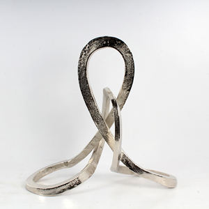 Escultura plateada de aluminio con forma antigua Escultura de aluminio de nuevo diseño para Decoración - Product Image 1