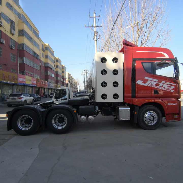 Factory F-AW JH6 CNG Tractor Liberation Tractor Euro 5 Euro 6 Methane Gas Traction Truck
