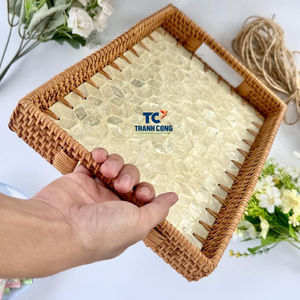 Vente en gros Plateaux décoratifs en nacre Design élégant incrusté avec bordure en rotin pour la salle à manger et l'affichage - Product Image 2