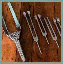 ส้อมจูนเสียงบำบัด (CHAKRA) ความถี่เสียงบำบัดขนาดใหญ่พิเศษ 256 - 528 Hz - Product Image 6