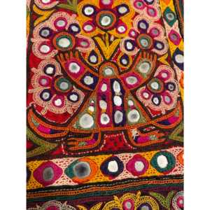 Bolso Kutch Theli de Estilo Étnico Etéreo con Diseño de Ángel Espejado - Product Image 2