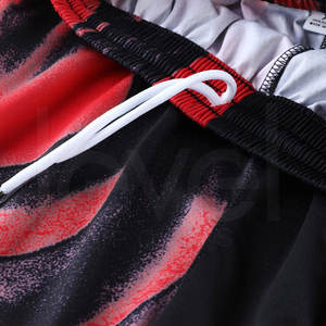 Shorts de basket-ball sublimés personnalisables et respirants, 100 % polyester, fabriqués au Pakistan, ensembles d'uniformes avec design personnalisé pour les équipes - Product Image 5