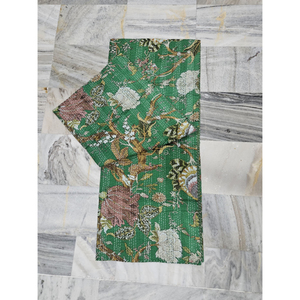 Thevintageartcraft - Sábana de Algodón Verde con Estampado Kantha Vintage Hecha a Mano, 60x90 cm, Cosida a Mano en Rajasthan para la Temporada de Invierno - Product Image 5