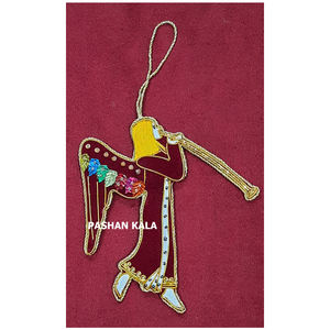 Nouvelle forme personnalisée Broderie Zari faite à la main Ornements suspendus pour arbre de Noël Matériau en tissu utilisé pour la décoration de fête de festival - Product Image 1