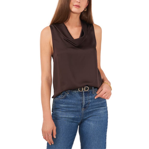 Top da donna in raso martellato senza maniche con collo a cappuccio di Vince Camuto, colore French Roast, taglia Large, disponibile presso Nordstrom. - Product Image 4