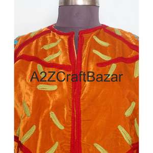 Exportateur de veste en velours d'hiver élégante et respirante à col rond, style Suzani, bordure, manches longues, doublure en coton pur, broderie florale - Product Image 3