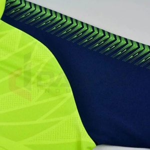 Conjunto de Uniforme de Fútbol Unisex, Transpirable, de Secado Rápido, 100% Poliéster, Colores Personalizados, Impresión Digital para Adultos, OEM al por Mayor - Product Image 4