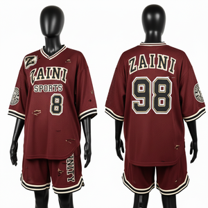 Conjunto Deportivo de Mujer de Alta Calidad, 180 GSM, Malla de Poliéster, Color Granate y Crema, Ribete Acanalado, Logotipo Bordado Personalizado - Product Image 4