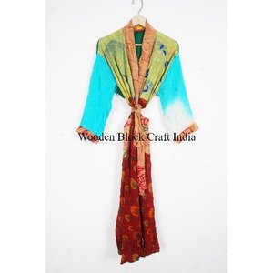 Robe de salon élégante pour femmes, style bohème japonais, en soie, kimono, robe de festival, motif floral non tissé, fermeture à cordon, manches longues - Product Image 1