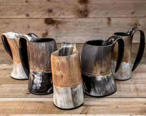 Par de 3 Tazas Modernas de Alta Calidad, Hechas de Cuerno de Buey, Negras, Brillantes y Pulimentadas, Ecológicas, Únicas, Inspiradas en la Naturaleza, Duraderas, de Crescent Crafts - Product Image 1