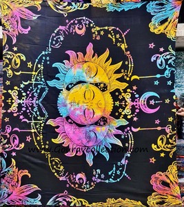 Tapisseries murales décoratives MULTI THREE FACE SUN (GAD) pour la maison et les cadeaux GC-TPDB-226 - Product Image 1