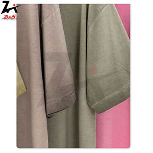 Camiseta de verano Pantalones cortos Combo Ropa de moda Conjunto de 2 piezas con camiseta gráfica de dibujos animados impresa DTG y lavado con ácido desgastado - Product Image 5