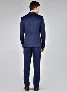 Ensemble de costume bleu marine classique de qualité supérieure pour hommes, idéal pour les réunions de bureau et les tenues cérémonielles, disponible à prix d'exportation depuis l'Inde - Product Image 3