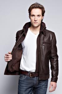 Chaqueta negra de invierno para motocicleta para hombre, de cuero genuino, a prueba de viento, cálida, no tejida, con cremallera vaquera, personalizada, estilo bombardero con capucha OEM de Canleo - Product Image 6