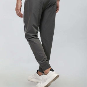 Pantalon cargo en coton Oxford classique décontracté pour homme, tissu respirant et léger, séchage rapide, poches pratiques pour les voyages en plein air - Product Image 5