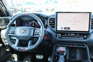 โตโยต้า เซคัวญ่า TRD Pro 4WD ปี 2025 มือสอง - Product Image 3