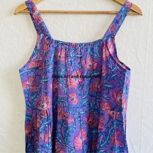 Hermoso Vestido Estampado Floral en Bloques de Algodón, Vestido para Uso Casual, Vestido Estampado a Mano - Product Image 4