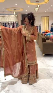 คอลเลกชันเทศกาลและงานแต่งงานของผู้หญิงชุด Palazzo salwar Kameez จากผู้ค้าส่งอินเดีย - Product Image 3