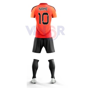 Conjunto de uniforme de fútbol con logotipo personalizado de alta calidad, pantalones cortos de uniforme de club de fútbol de poliéster Unisex, incluye nombre de sublimación verde - Product Image 3