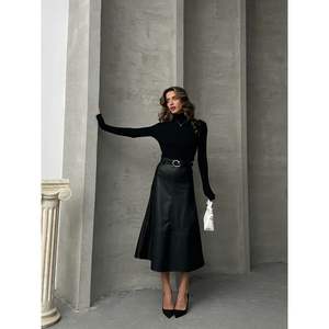 Faldas para Mujer con Cinturones de Cuero, Colección al por Mayor - Product Image 6