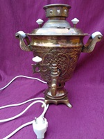 Samovar en laiton