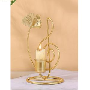 Bougeoir en métal pour éclairage et décoration d'intérieur Bougeoir décoratif élégant à finition antique - Product Image 1