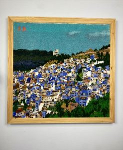 Tapiz de Pared Ligero Bordado a Mano con Lana, Forma Rectangular, Escena de Pueblo Marroquí, Decoración para el Hogar, Obra de Arte - Product Image 1