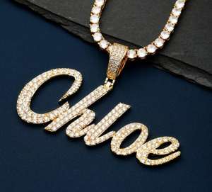 Collar con colgante de letras para hombres y mujeres, joyería unisex de Protección Energética - Product Image 3