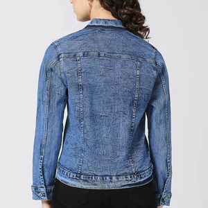 Traje de moda Chaqueta de mezclilla de material Premium para mujer Bajo presupuesto Logotipo personalizado impreso Diseño OEM para chaqueta de mezclilla de mujer - Product Image 4