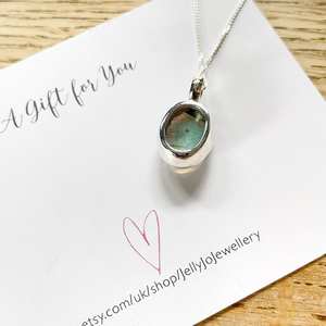 Collier pendentif en labradorite en argent sterling de style vintage fait à la main en plaqué or bijoux en pierres précieuses de guérison cadeau de fiançailles troisième - Product Image 2