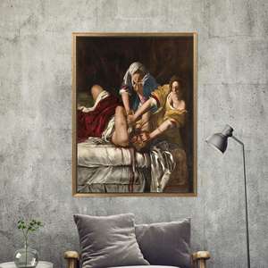 Impression baroque d'Artemisia Gentileschi : Judith décapitant Holofernes sur toile, encadrée or - Product Image 1