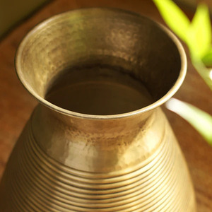 Wedding Supplies European Wedding Metal Road Lead Shining Gold <b>Vase</b> <b>Stand</b> Decorative <b>Vase</b> Pieces for Centerpieces - Product Image 6