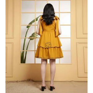 Vestido Corto Deebaco para Mujer, Amarillo, Corte en A, con Bordado Floral, Sin Mangas, Estilo Casual de Verano, Estilo Occidental - Product Image 4
