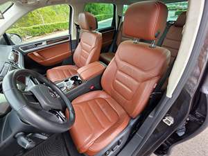 Magnifique Volkswagen Touareg TDI Lux Turbodiesel V6 AWD 2015 avec transmission automatique - Product Image 3