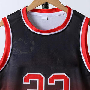 ชุดบาสเก็ตบอลสำหรับเล่นกีฬาในร่มและกลางแจ้ง  คุณภาพดีเยี่ยม ระบายอากาศได้ดี น้ำหนักเบา ดีไซน์ใหม่ ใส่สบาย - Product Image 4