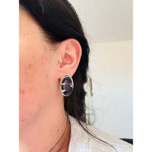 Boucles d'oreilles clous Navajo faites à la main en argent sterling et buffle blanc, serti clos, pour cadeau - Product Image 2