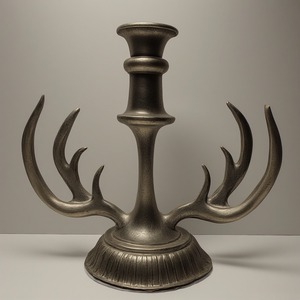 Portavelas de cuerno de Reno fundido de aluminio hecho a mano con trabajo artesanal en tono plateado martillado Diseñado para interiores decorativos - Product Image 4