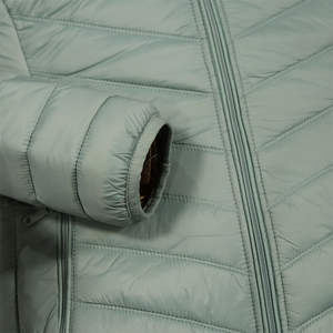 เสื้อแจ็คเก็ตพัฟเฟอร์คุณภาพสูงสำหรับผู้ชาย คอลเลคชั่นฤดูหนาวสำหรับกิจกรรมกลางแจ้ง พร้อมกระเป๋าข้างสองข้าง สำหรับผู้ชาย โดย RSW - Product Image 5