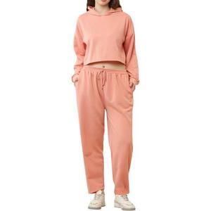 Ensemble 2 pièces décontracté et élégant pour femme : Crop Top, pull à capuche et jogging réversible écoresponsable - Product Image 1