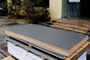 Madera contrachapada de chapa de melamina 4x8 pies para decoración de interiores 9mm, 18mm madera contrachapada de melamina de grado mueble/madera contrachapada marina - Product Image 3