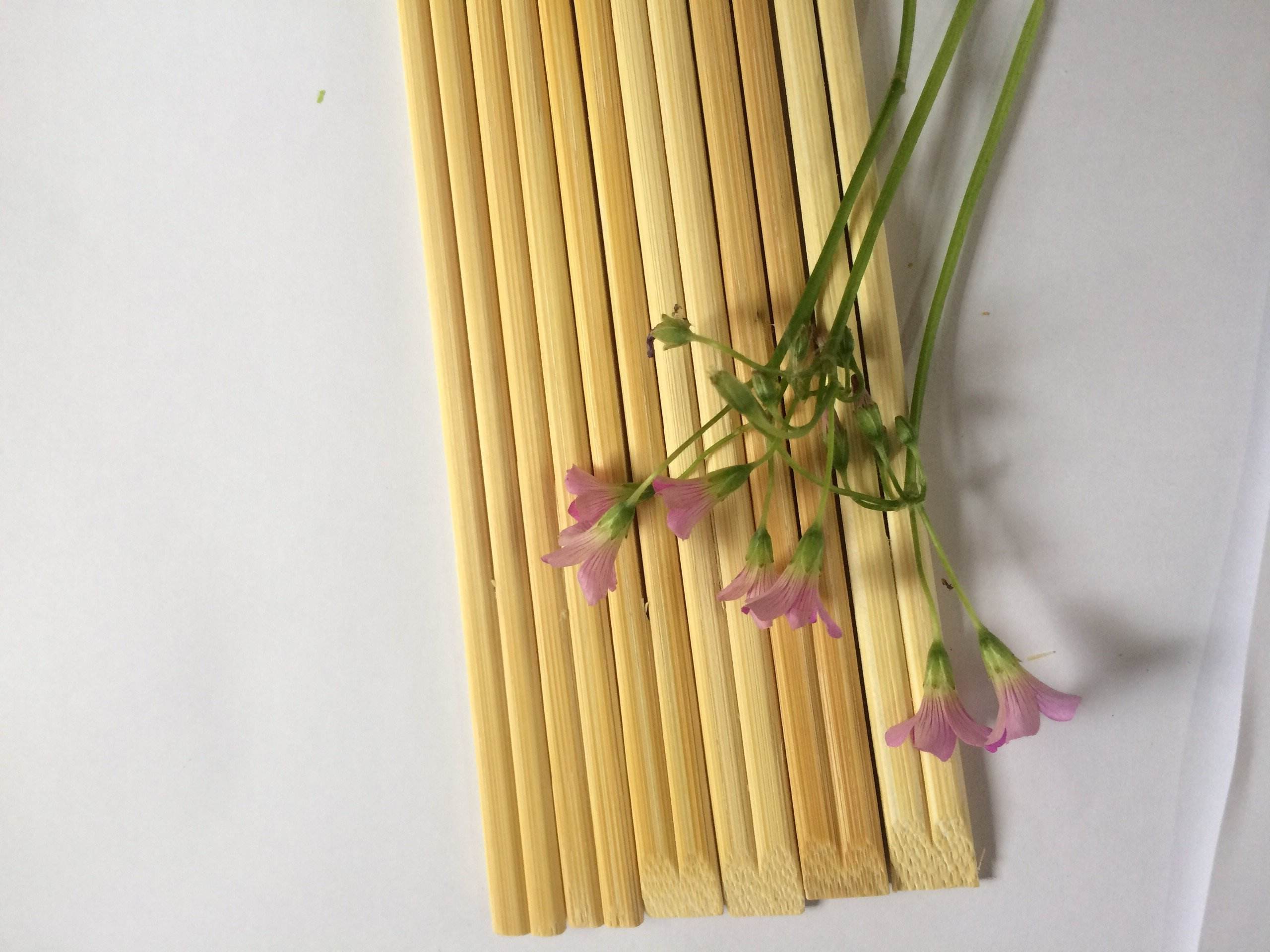 สีเหลือง