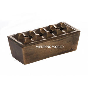 Cendrier noir en métal avec couvercle doré Cendrier de designer fait main de haute qualité Cendrier en métal de luxe de table de qualité supérieure - Product Image 5